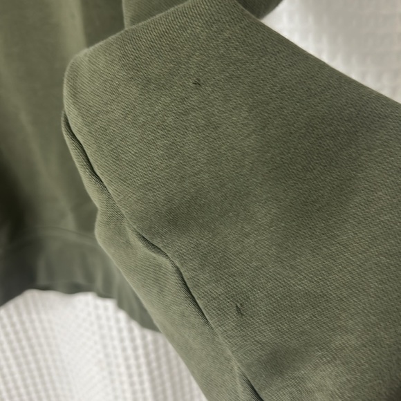 Nike Swoosh Embroidered Sweatshirt Size M Green Pullover Long Sleeves Crewneck - Picture 5 of 8